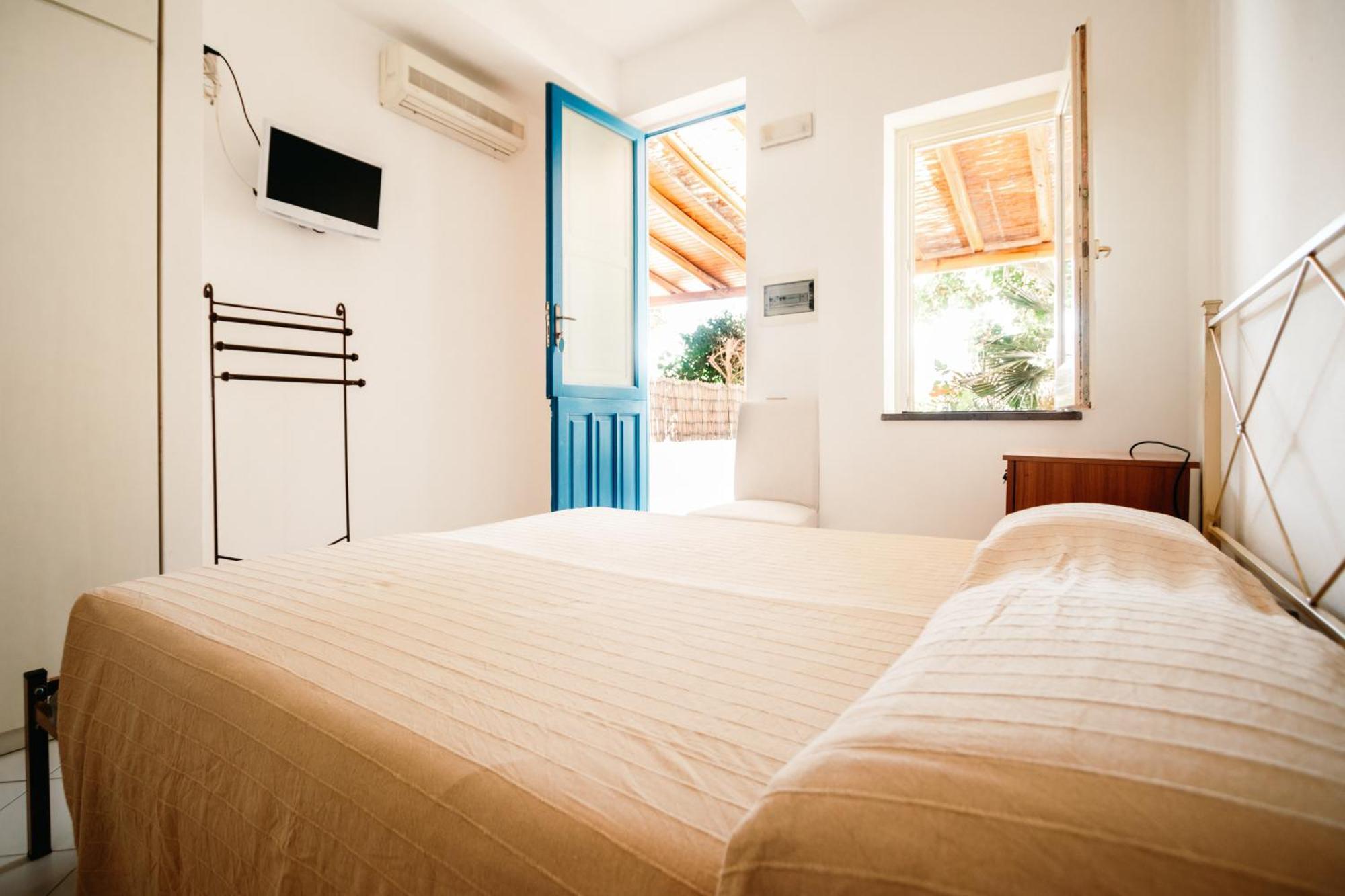 Hotel Residence La Villetta Canneto  Ngoại thất bức ảnh